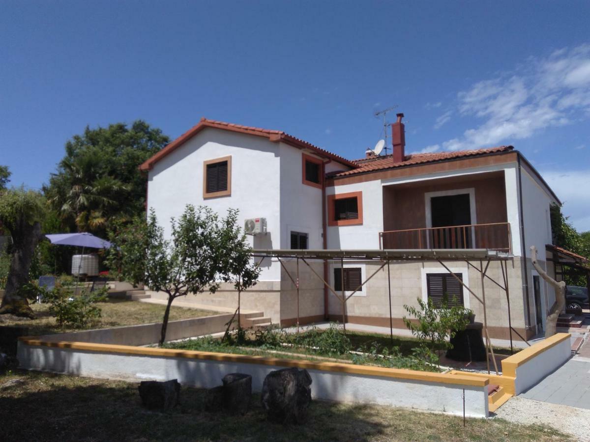 Ina Διαμέρισμα Funtana Εξωτερικό φωτογραφία